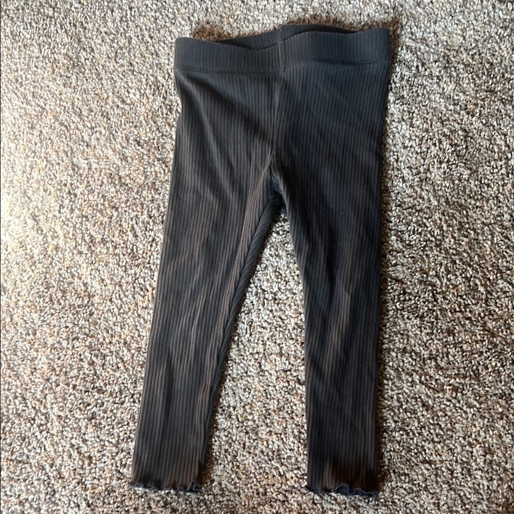 Stylish Kids Ribbed Leggings in grey